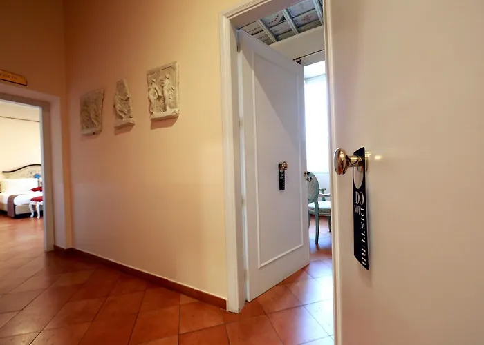 Residenza Gens Julia Panzió 4*