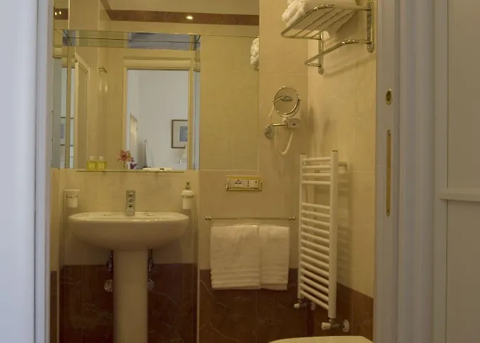 Residenza Gens Julia 4*