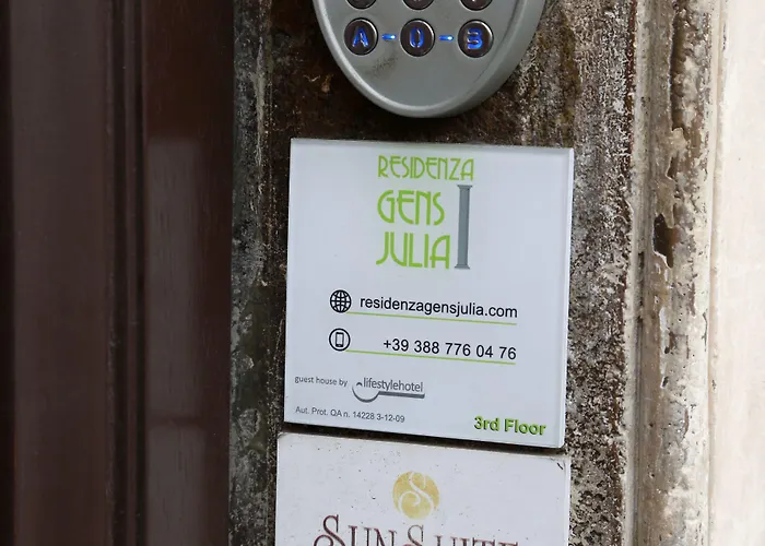 Residenza Gens Julia 4* Roma