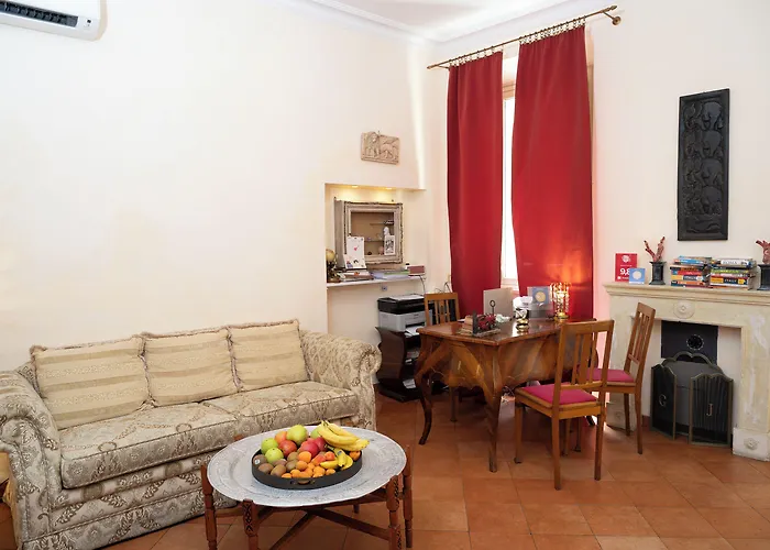 Residenza Gens Julia 4* Rome
